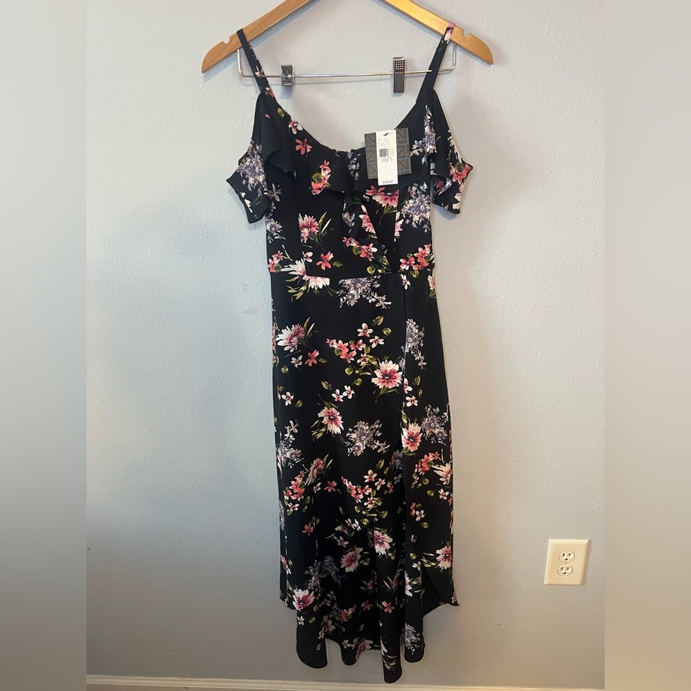 Floral Off-Shoulder Dress - Black
